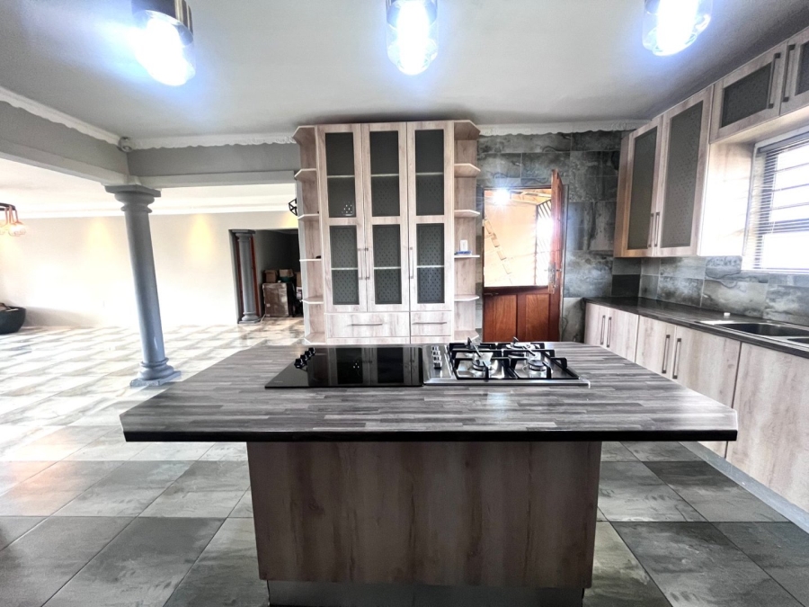 4 Bedroom Property for Sale in Despatch Central Eastern Cape